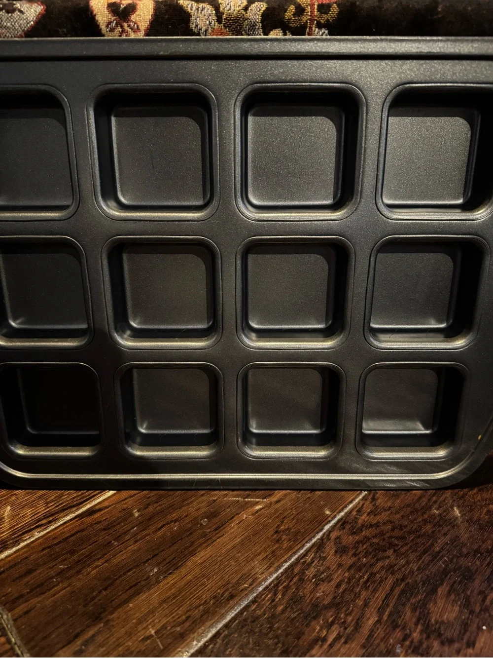 Pampered Chef Nonstick Square Mini Cake and Brownie Pan - Black
